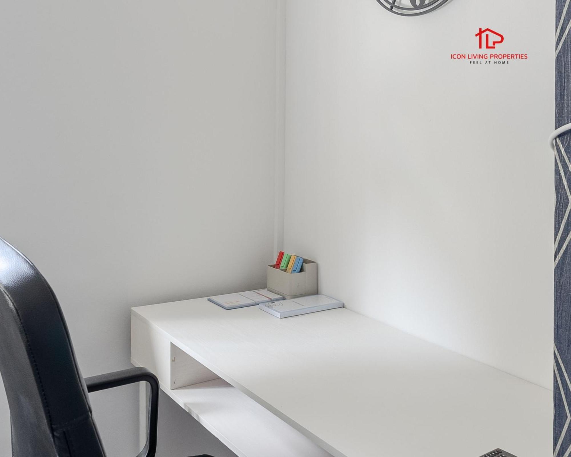 Spacious 1 Bed Flat For Contractors Leisure And Relocation Guests By Icon Living Properties Short Lets And Serviced Accommodation Barking エクステリア 写真